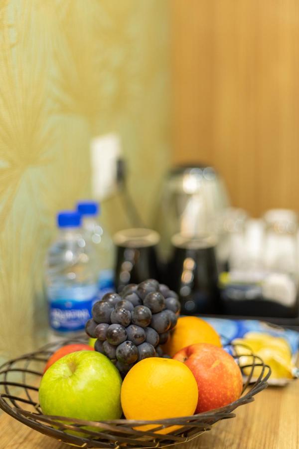 Esaa Airport Hotel Kochi Εξωτερικό φωτογραφία