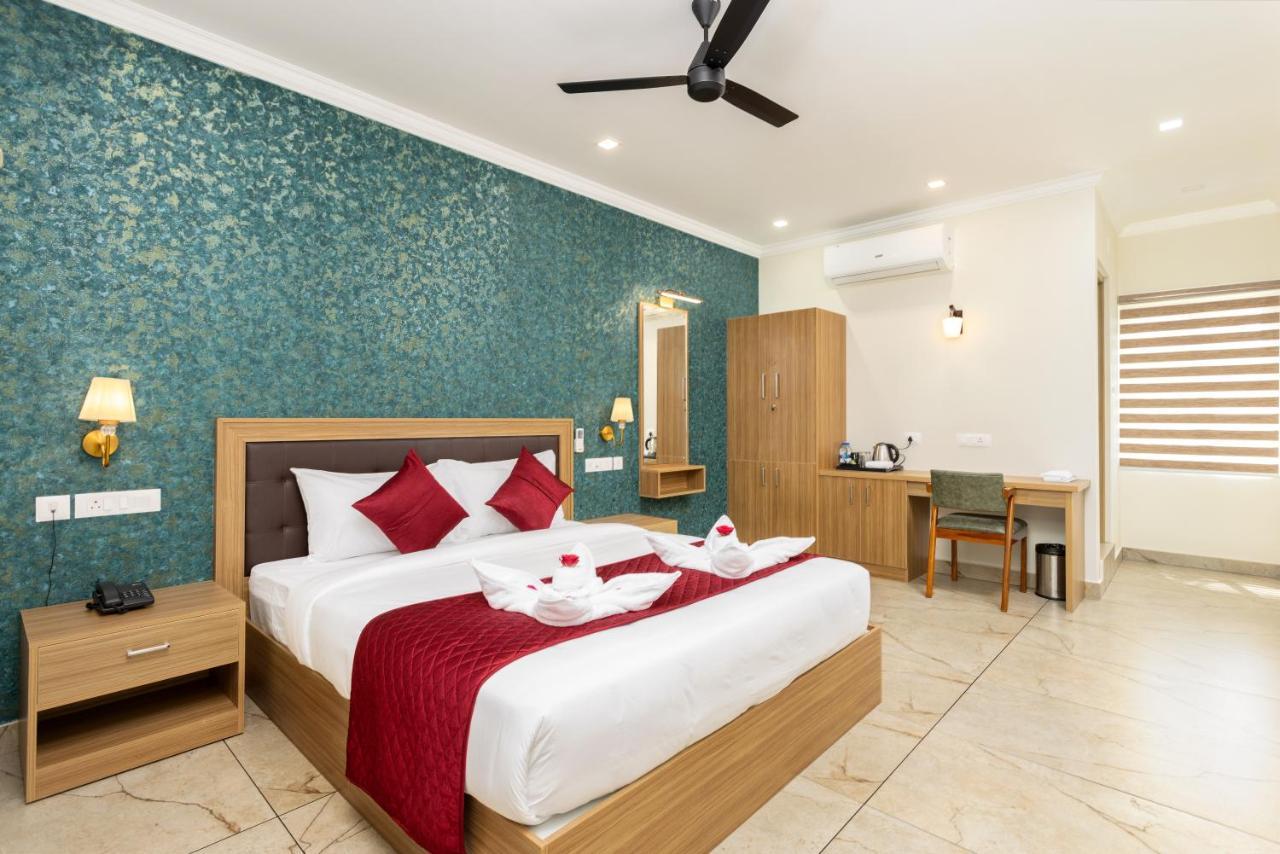 Esaa Airport Hotel Kochi Εξωτερικό φωτογραφία