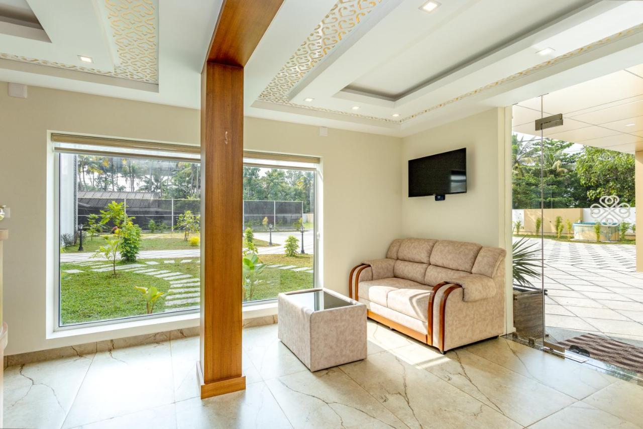 Esaa Airport Hotel Kochi Εξωτερικό φωτογραφία