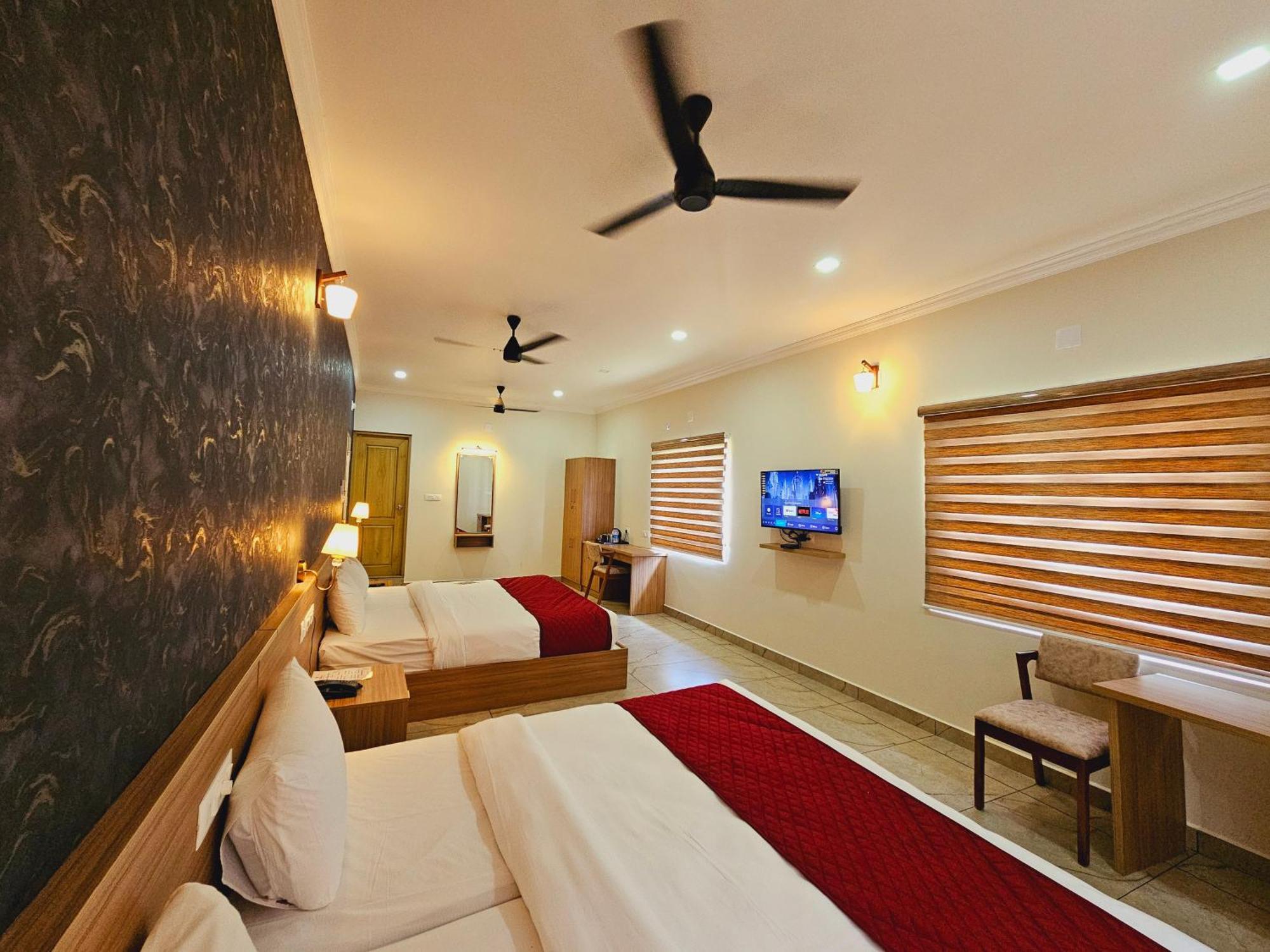 Esaa Airport Hotel Kochi Εξωτερικό φωτογραφία