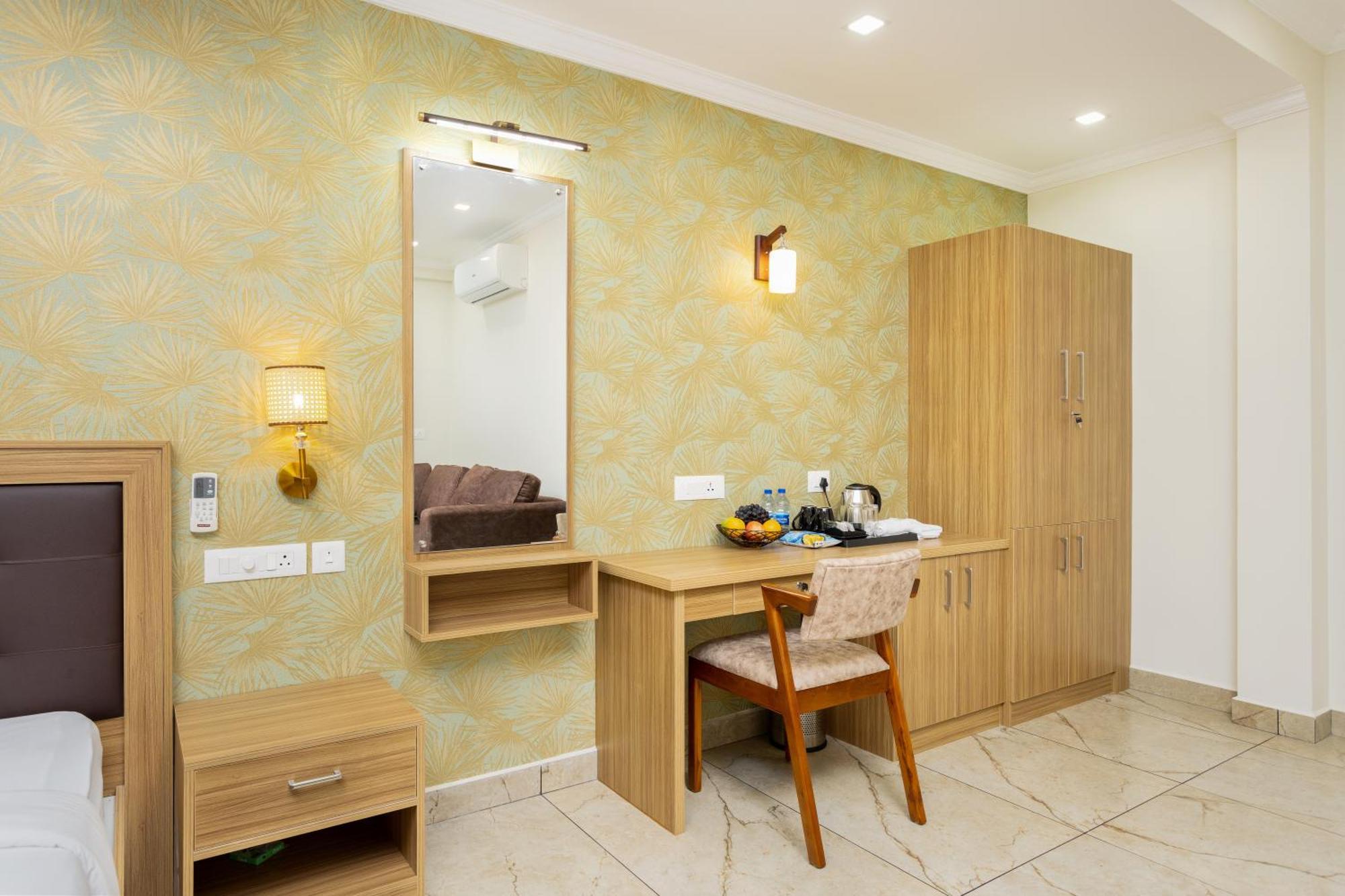 Esaa Airport Hotel Kochi Εξωτερικό φωτογραφία
