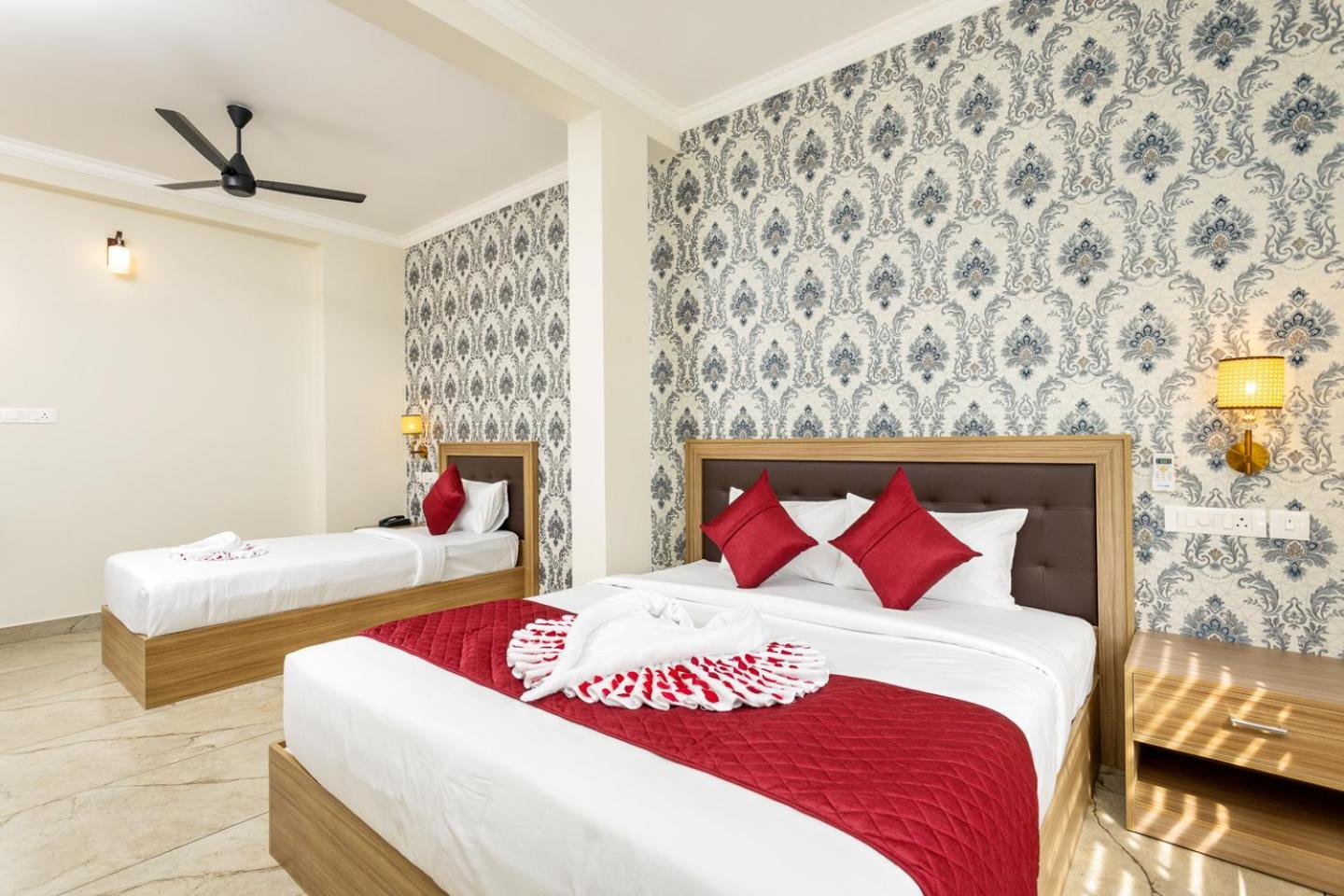 Esaa Airport Hotel Kochi Εξωτερικό φωτογραφία