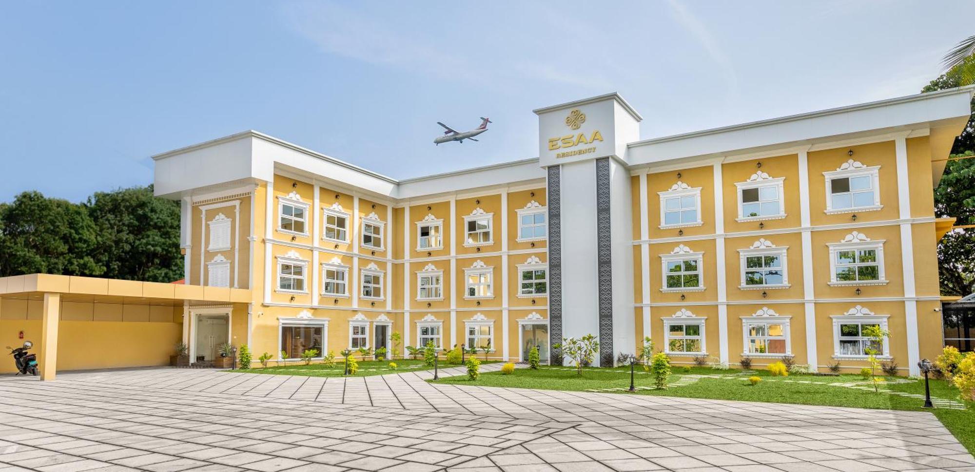 Esaa Airport Hotel Kochi Εξωτερικό φωτογραφία